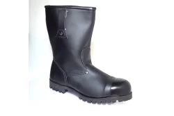 XCap sample size 10 Rigger Boot